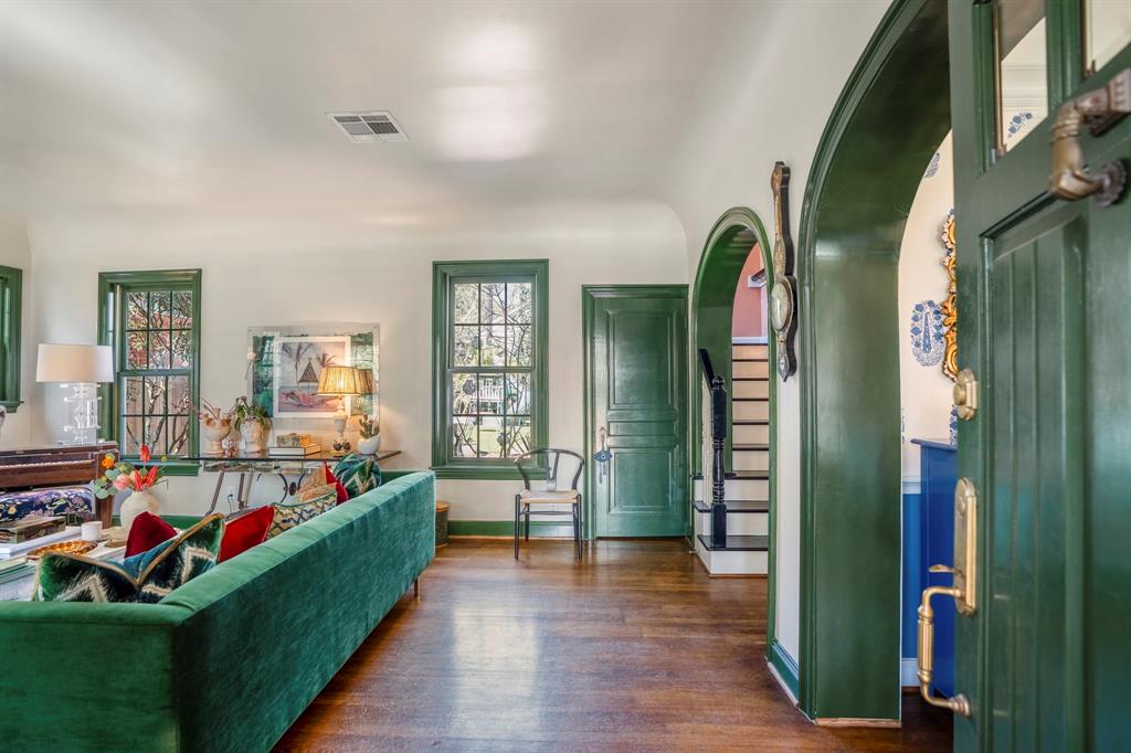 2248 Robinhood Street, Houston, Texas image 8