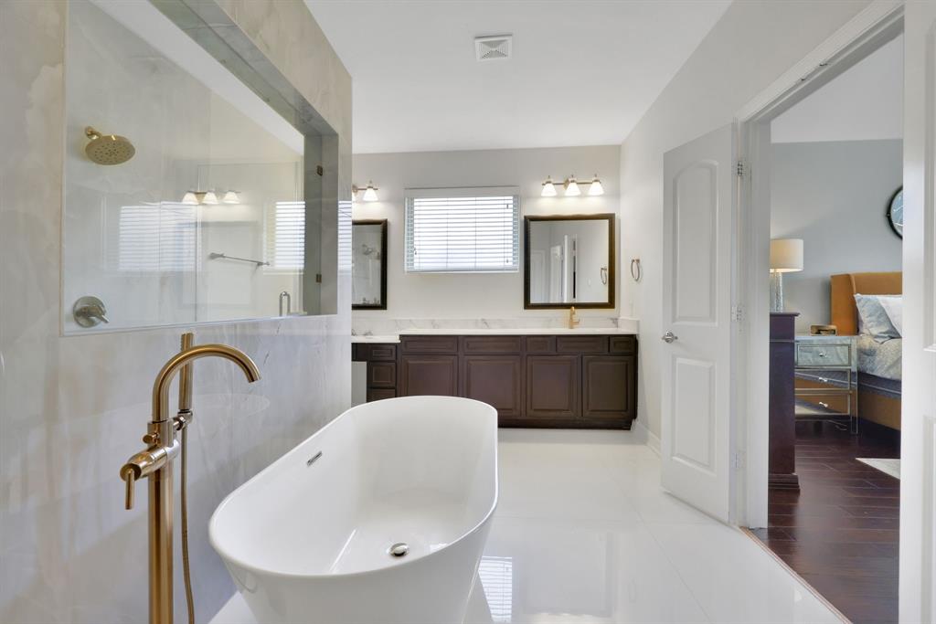 9743 Carina Forest Court, Humble, Texas image 21