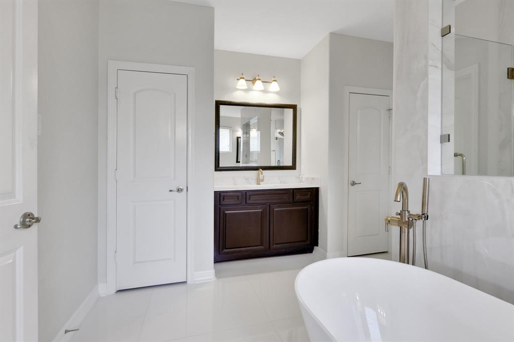 9743 Carina Forest Court, Humble, Texas image 19