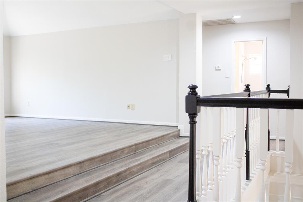 3222 Serene Oak Drive, Sugar Land, Texas image 9