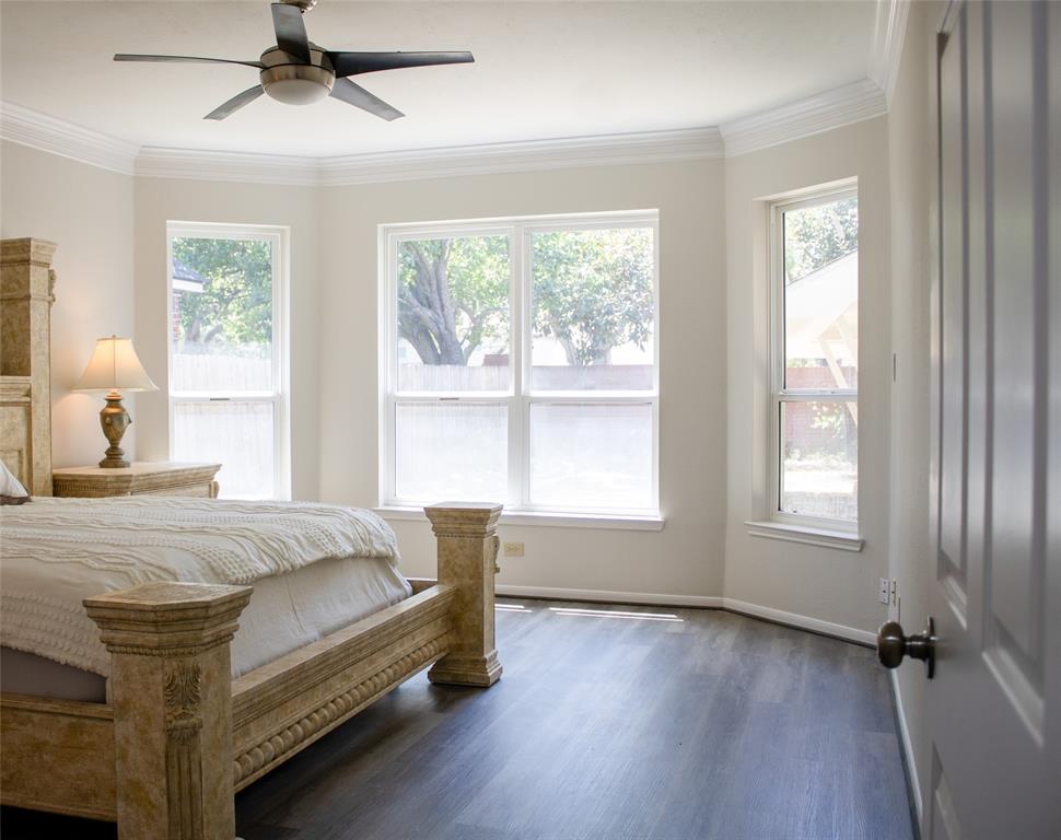 3222 Serene Oak Drive, Sugar Land, Texas image 6