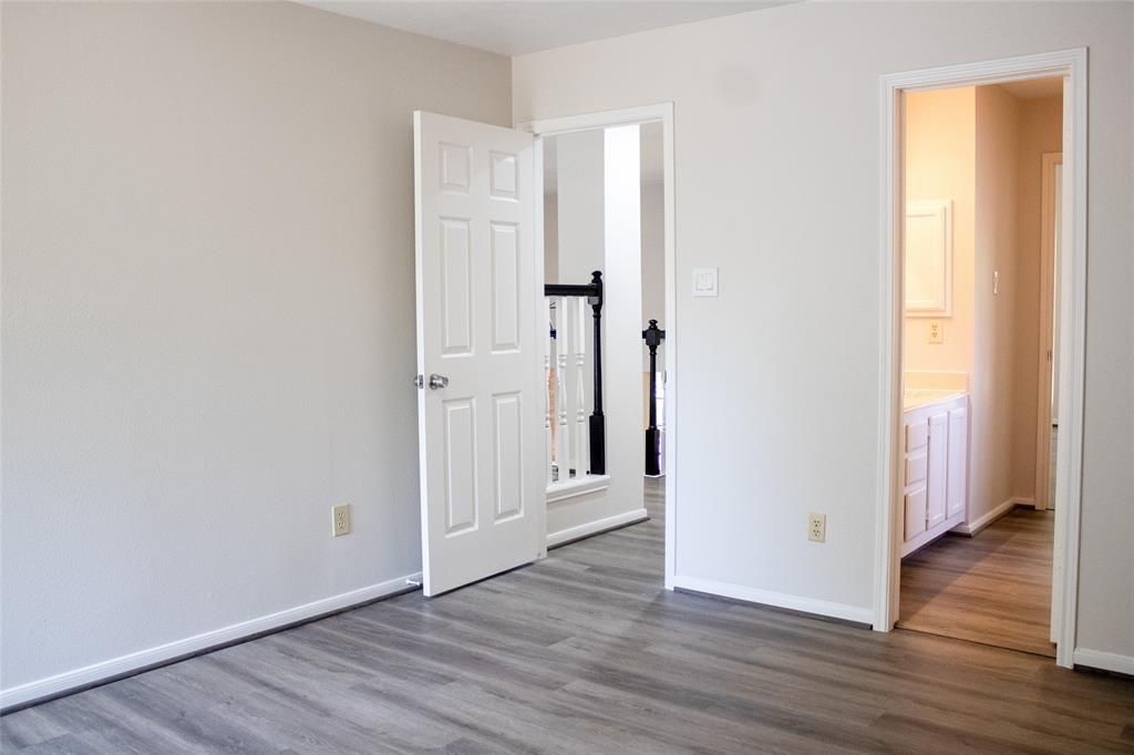 3222 Serene Oak Drive, Sugar Land, Texas image 12