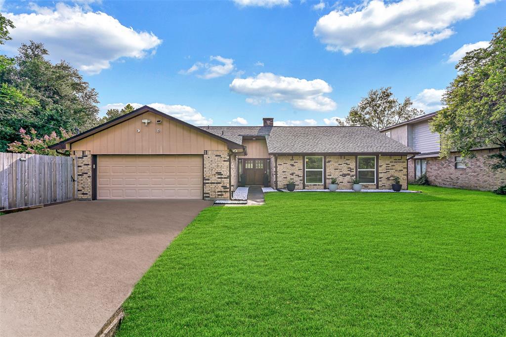 2710 W Nasa Road