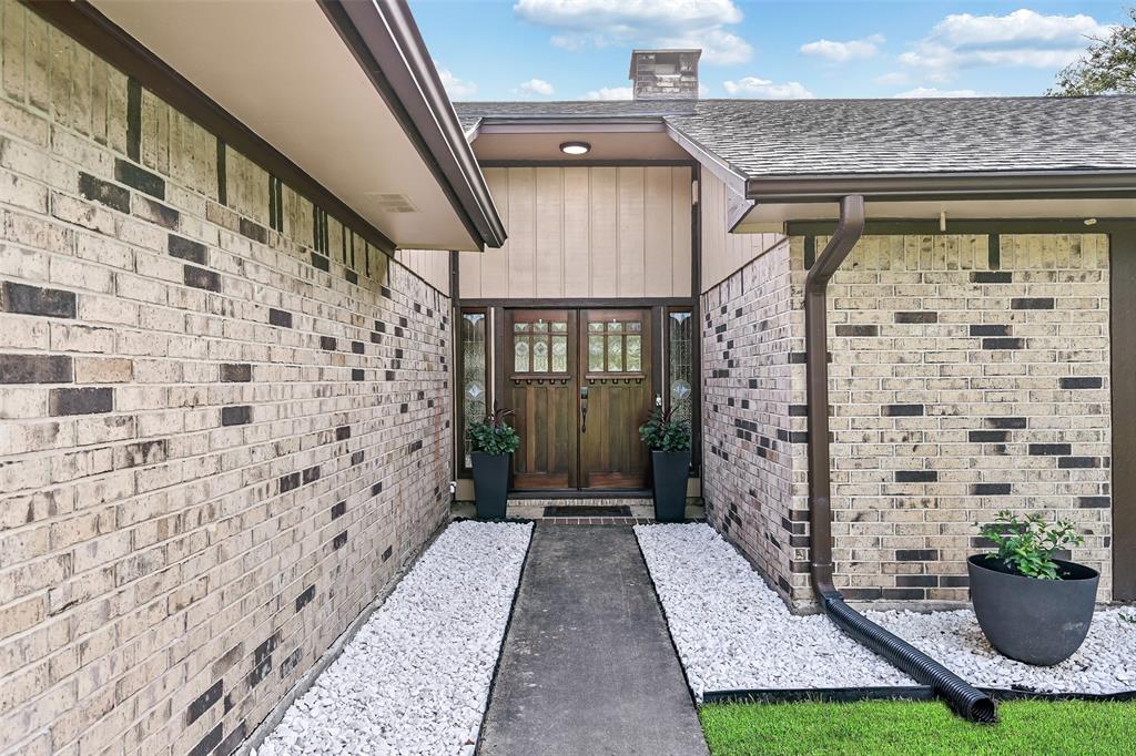 2710 W Nasa Road
