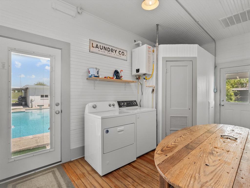 602 W 1st Street, Freeport, Texas image 38