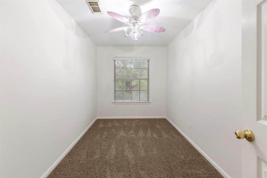 5405 Kingston Cove Court, Willis, Texas image 28