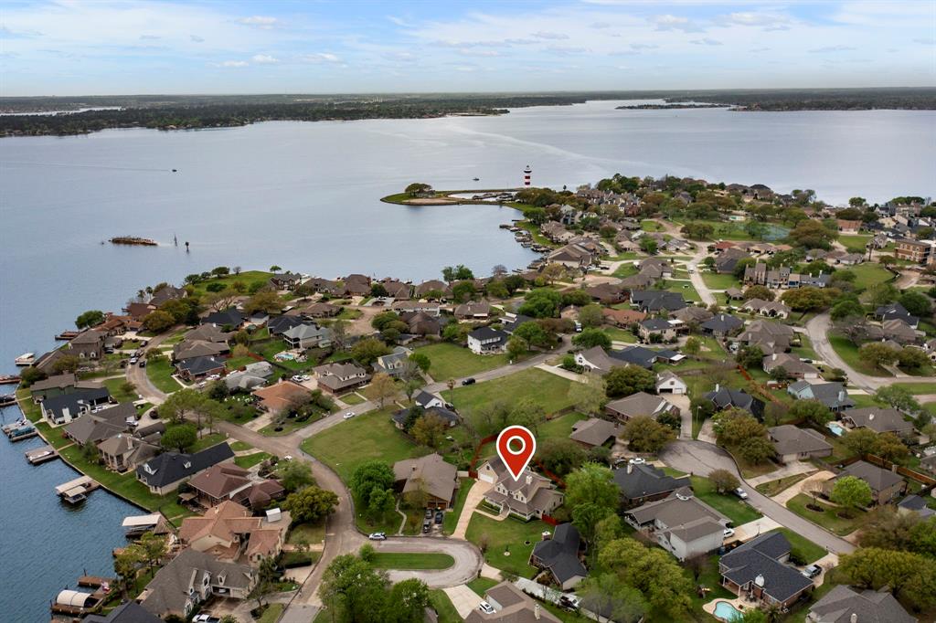 5405 Kingston Cove Court, Willis, Texas image 4