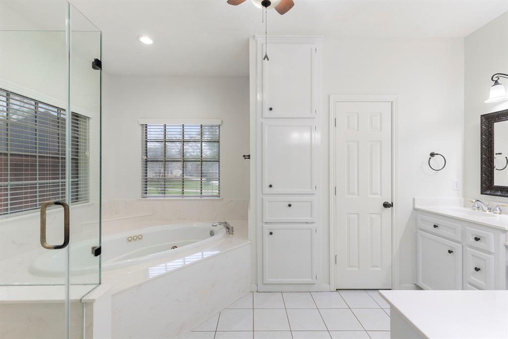 5405 Kingston Cove Court, Willis, Texas image 18