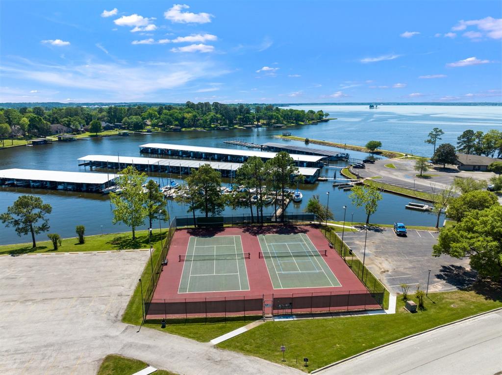 5405 Kingston Cove Court, Willis, Texas image 38