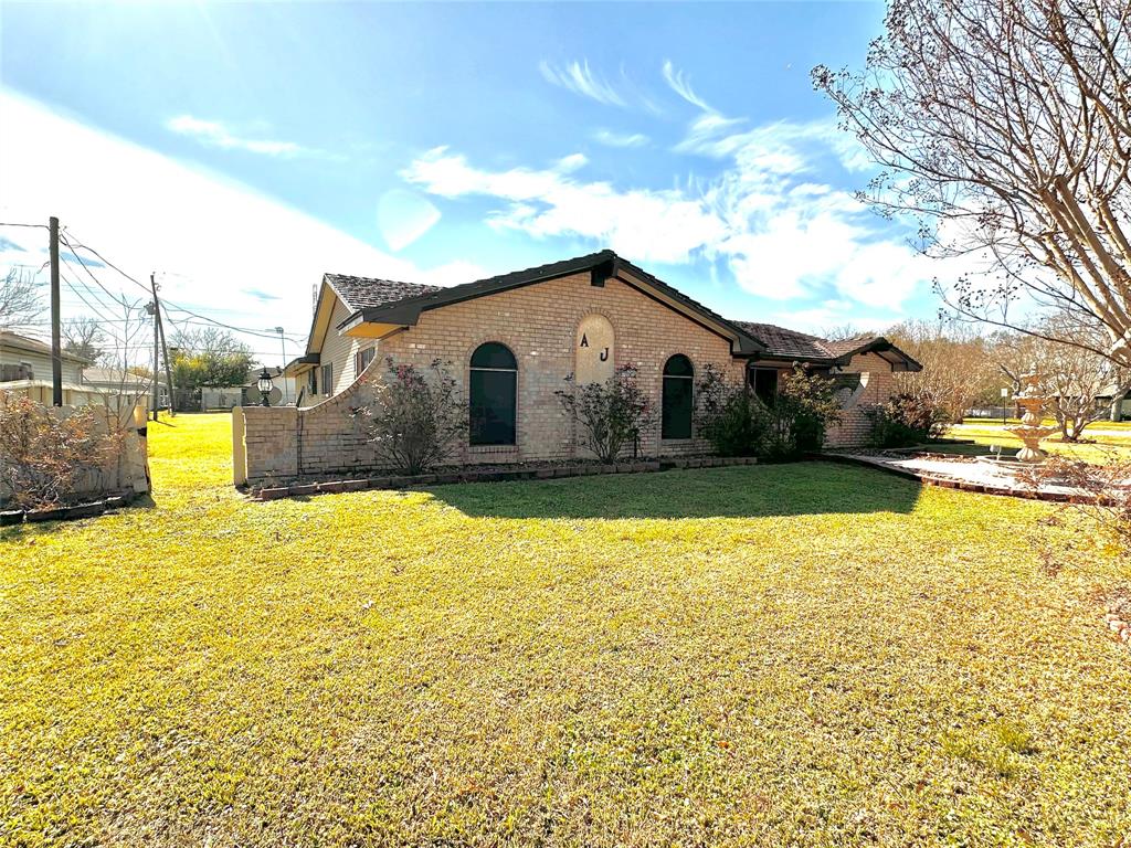 902 Avenue M, South Houston, Texas image 3