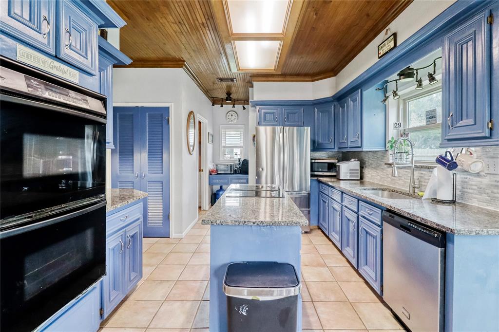 5314 Prairie Rose Street, Danbury, Texas image 12