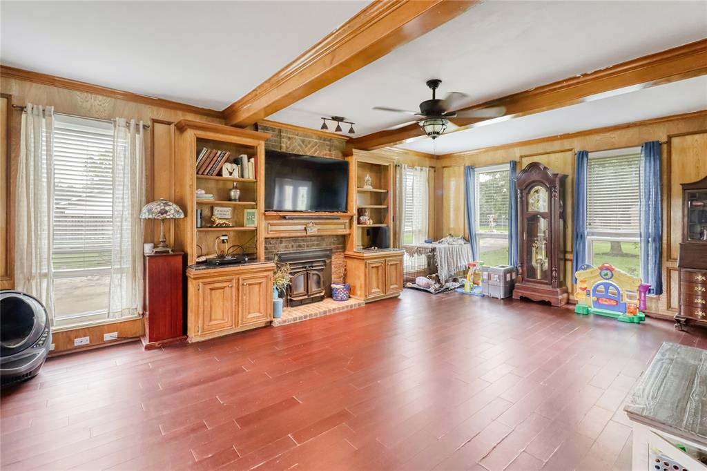 5314 Prairie Rose Street, Danbury, Texas image 5