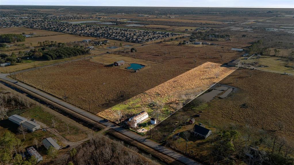 00 County Rd 48, Rosharon, Texas image 2