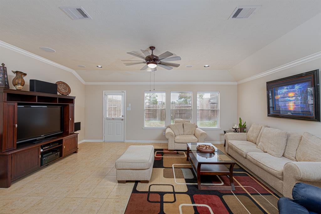 522 Arbor Green Lane, Rosenberg, Texas image 7