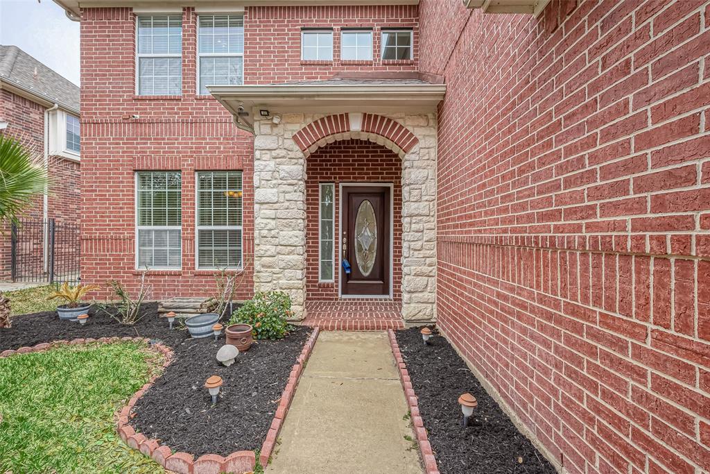 18118 Billabong Crescent Court