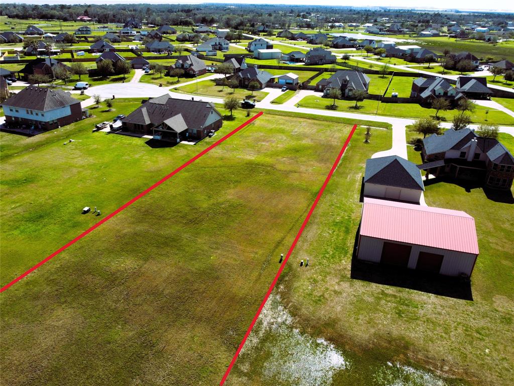 9035 Tumblewood Drive, Beach City, Texas image 6