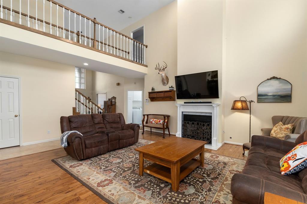 2807 Shadow Lawn Street, Brenham, Texas image 8