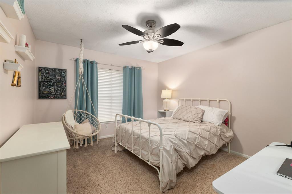 2807 Shadow Lawn Street, Brenham, Texas image 22