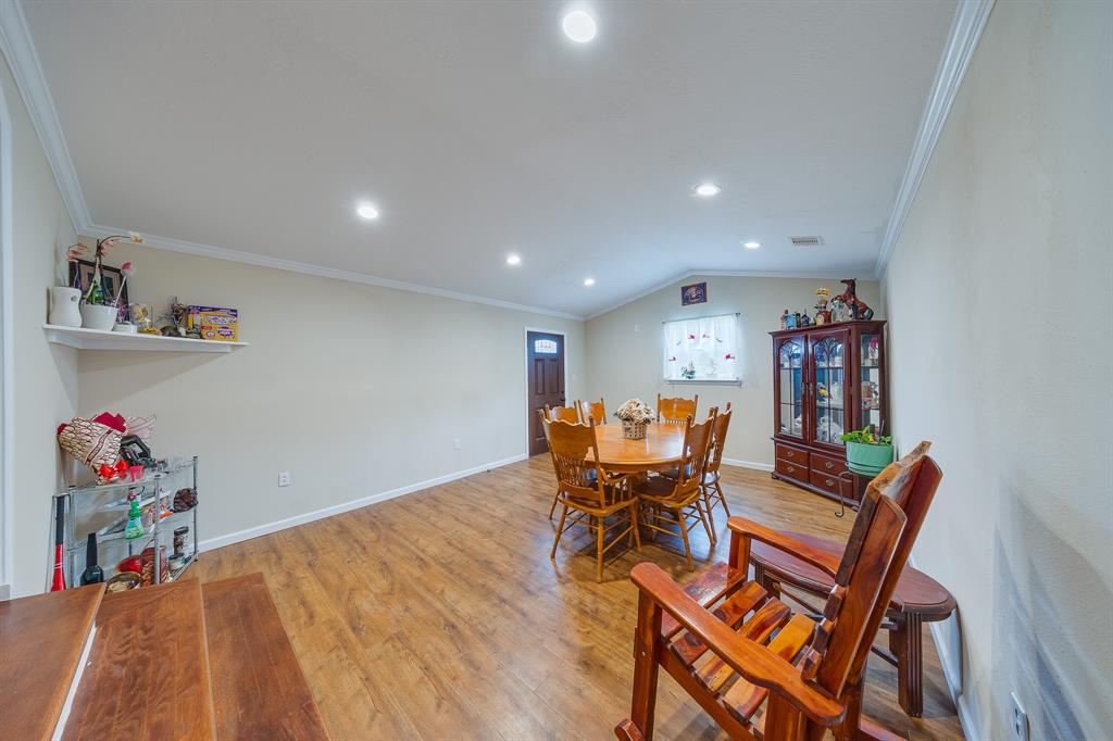 20426 Bracewell Road, Bedias, Texas image 17