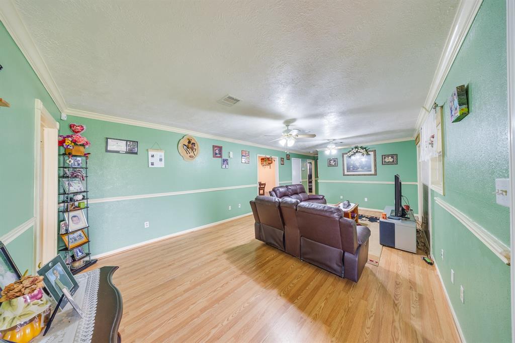 20426 Bracewell Road, Bedias, Texas image 12