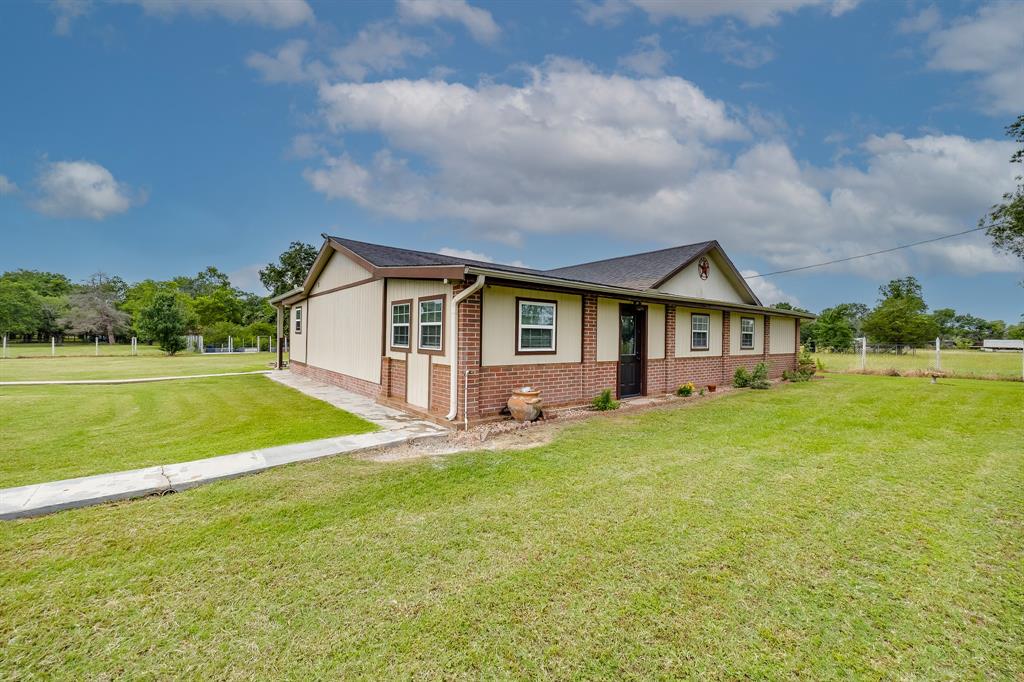 20426 Bracewell Road, Bedias, Texas image 8