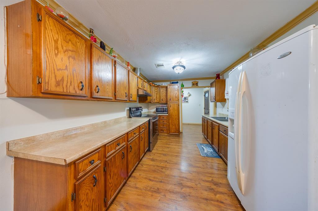 20426 Bracewell Road, Bedias, Texas image 15