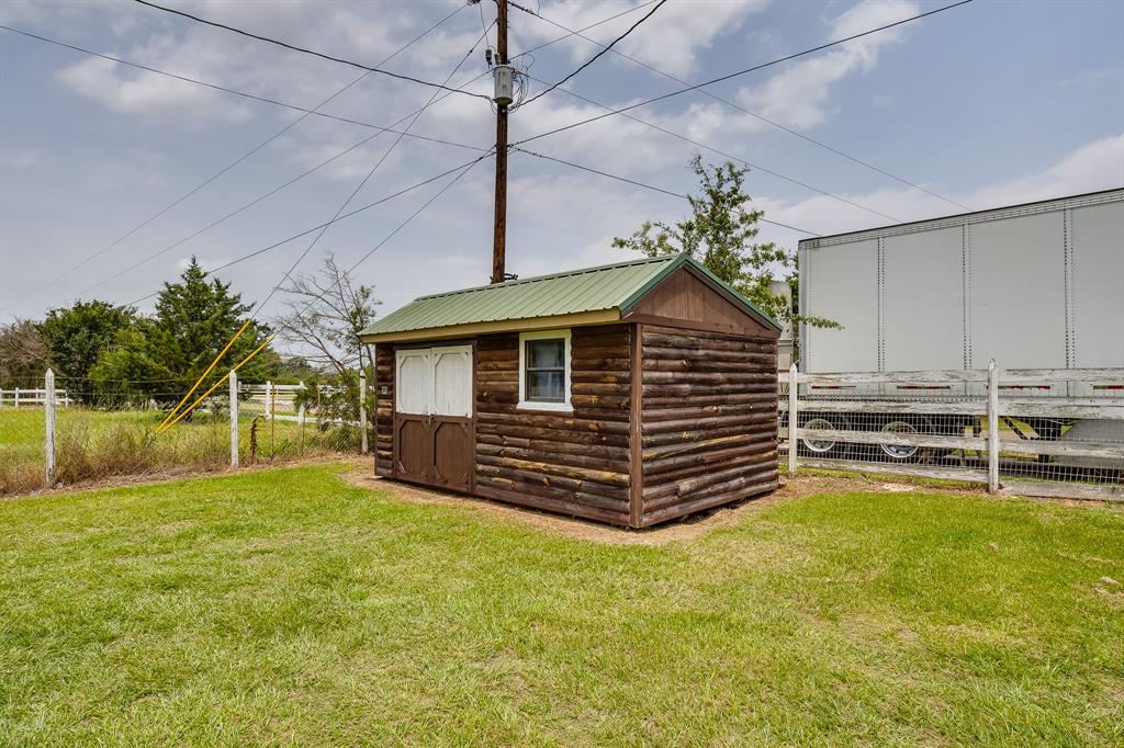 20426 Bracewell Road, Bedias, Texas image 10