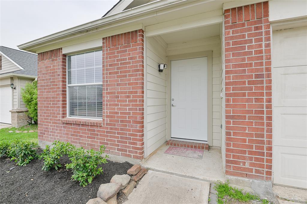 21922 Willow Shade Lane, Tomball, Texas image 4