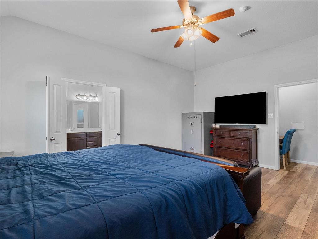 957 Ponte Serra Drive, League City, Texas image 28