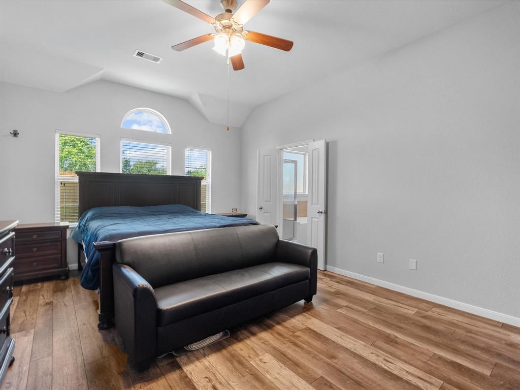 957 Ponte Serra Drive, League City, Texas image 27