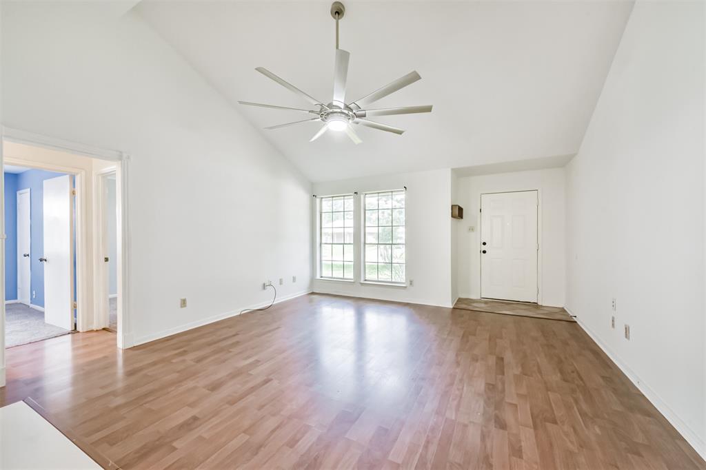 2610 Sherwood Hollow Lane, Kingwood, Texas image 4