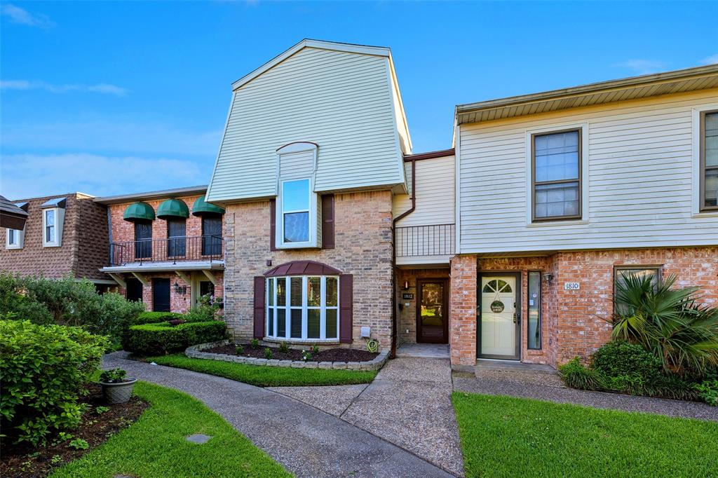 1812 Saxony Lane, Houston, Texas image 1