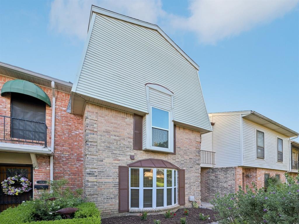 1812 Saxony Lane