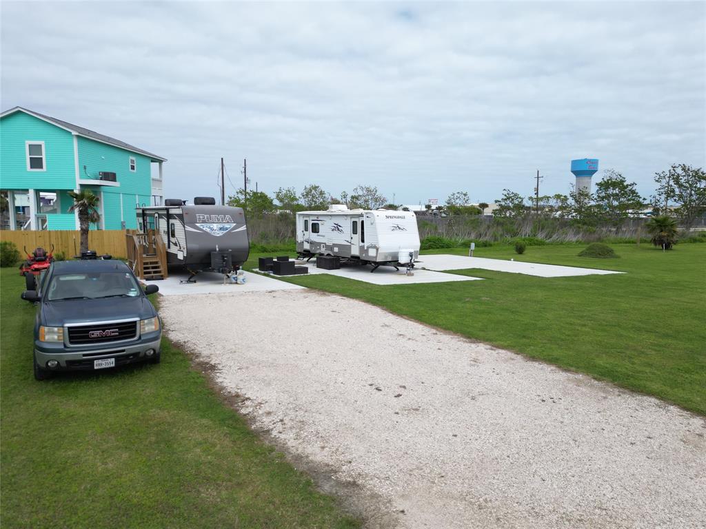 1030 Crystal Lane, Crystal Beach, Texas image 8