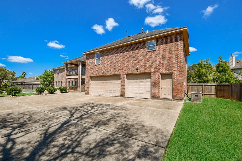 1934 Skip Rock Street, Friendswood, Texas image 50