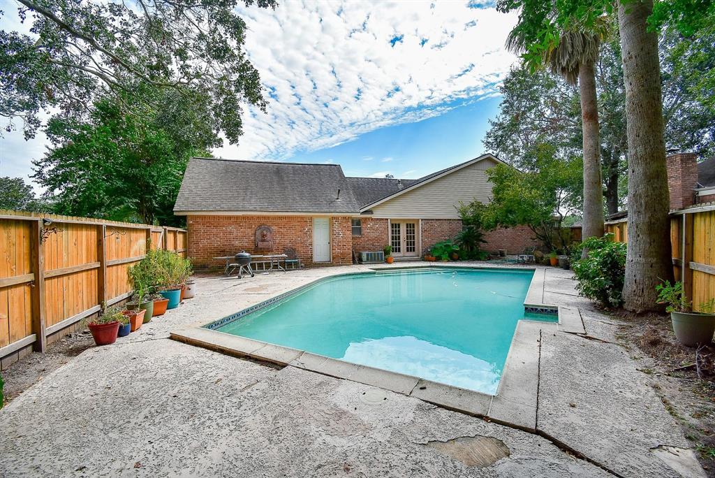 4002 Greenbriar Drive, Missouri City, Texas image 27