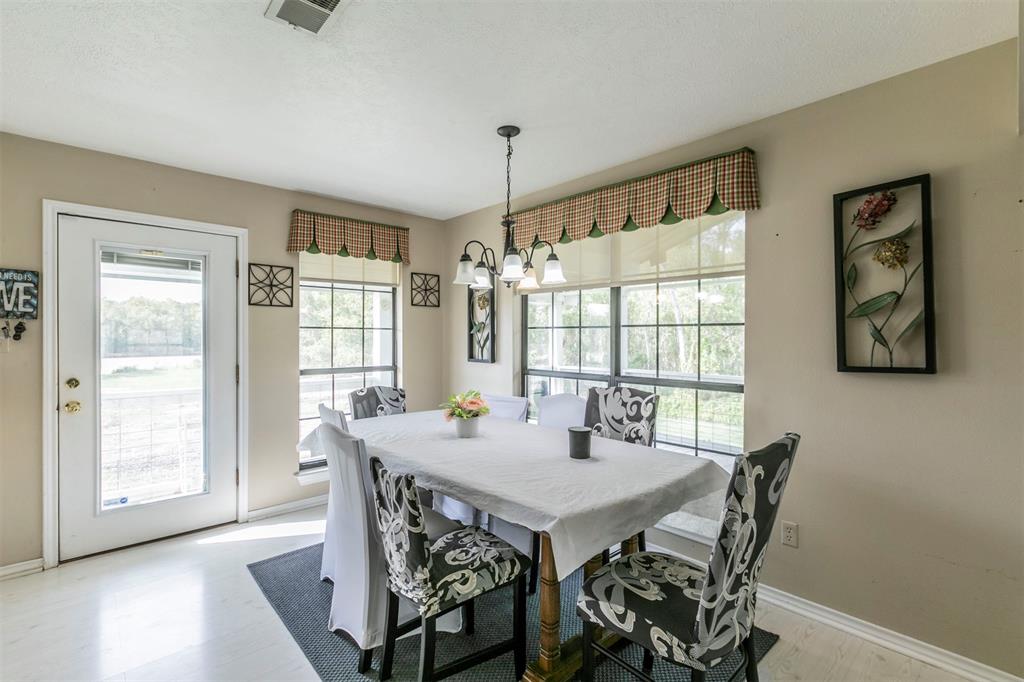 360 S Lakeside Drive, Huntsville, Texas image 23