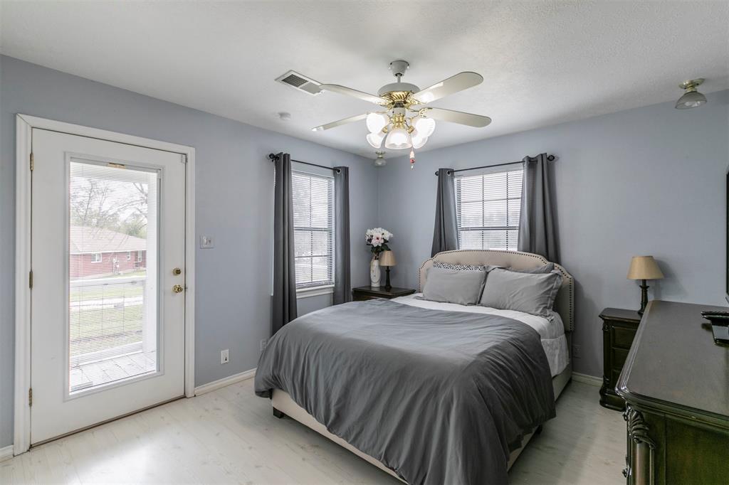360 S Lakeside Drive, Huntsville, Texas image 8
