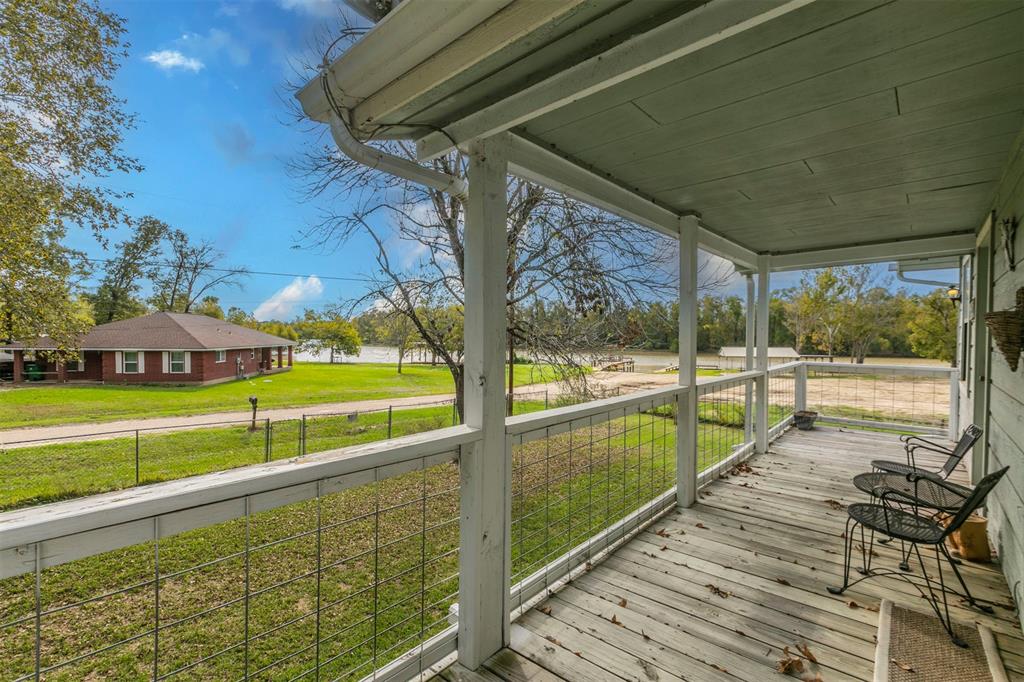 360 S Lakeside Drive, Huntsville, Texas image 18
