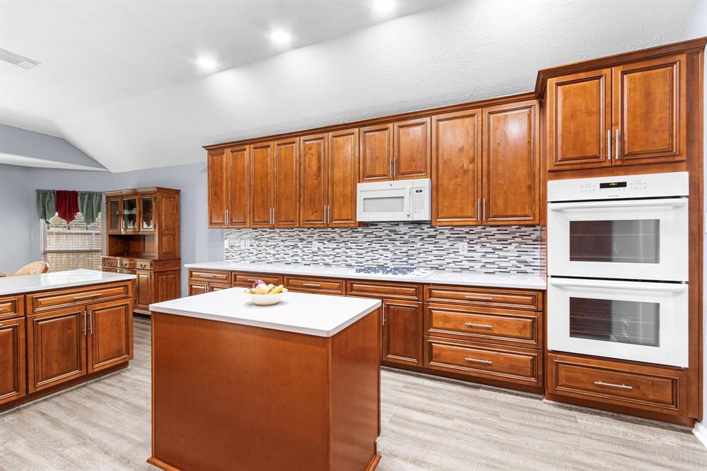 4503 Waverly Canyon Lane, League City, Texas image 18