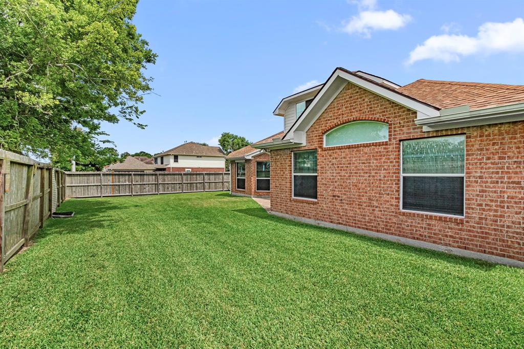 4503 Waverly Canyon Lane, League City, Texas image 32