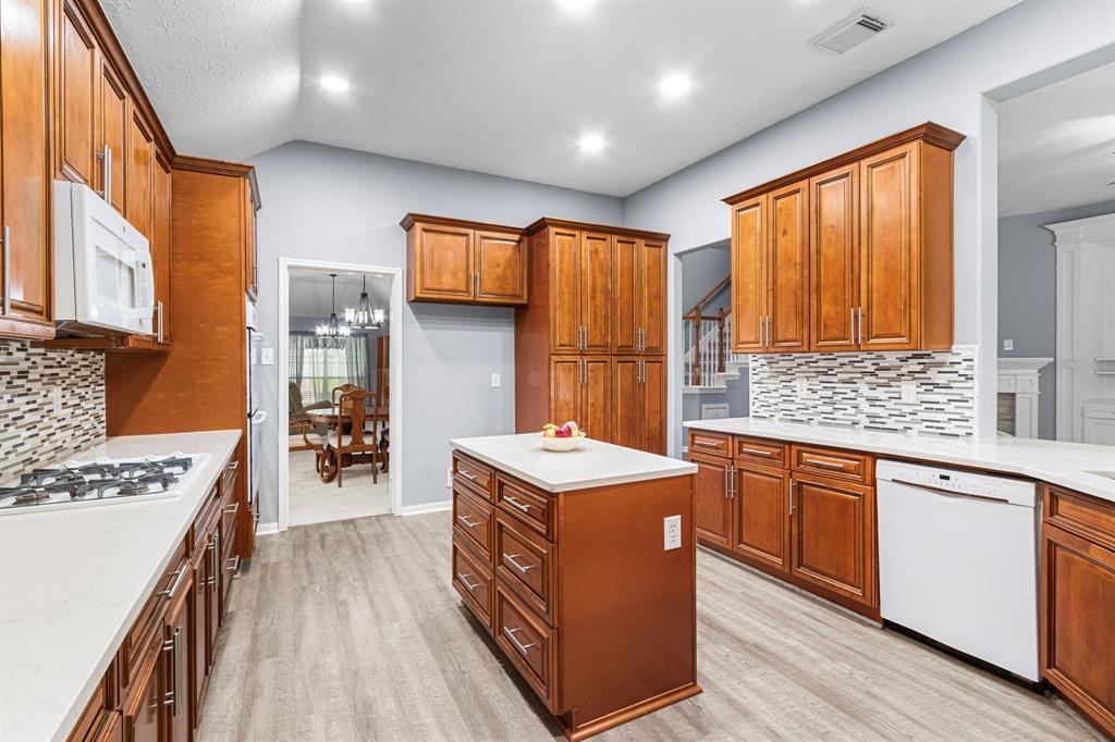 4503 Waverly Canyon Lane, League City, Texas image 16