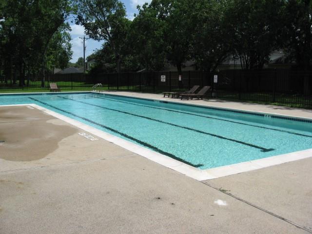 4503 Waverly Canyon Lane, League City, Texas image 35