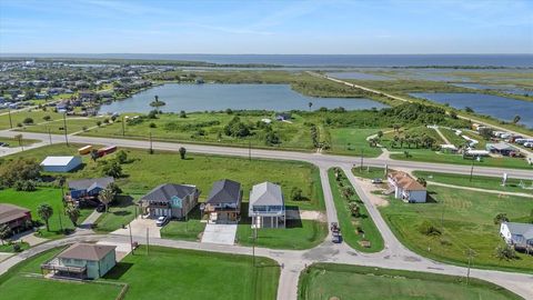 A home in Crystal Beach