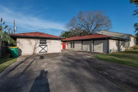 A home in Seabrook