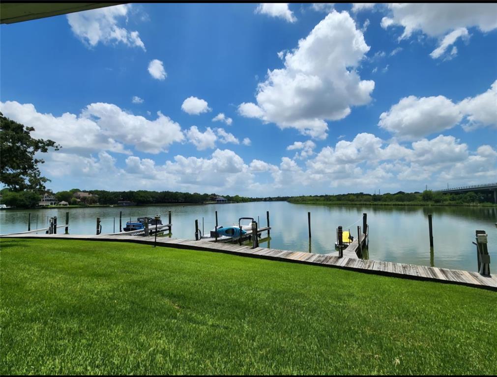 18809 Egret Bay Boulevard #203, Webster, Texas image 1