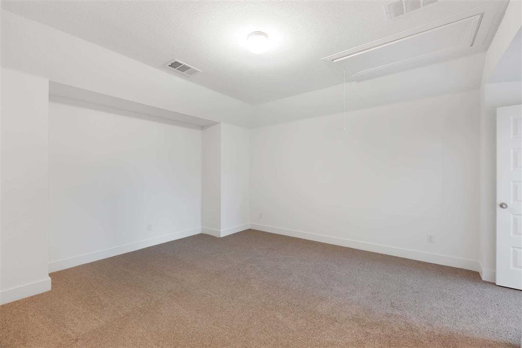 24806 Blooming Sunflower Trail, Katy, Texas image 22