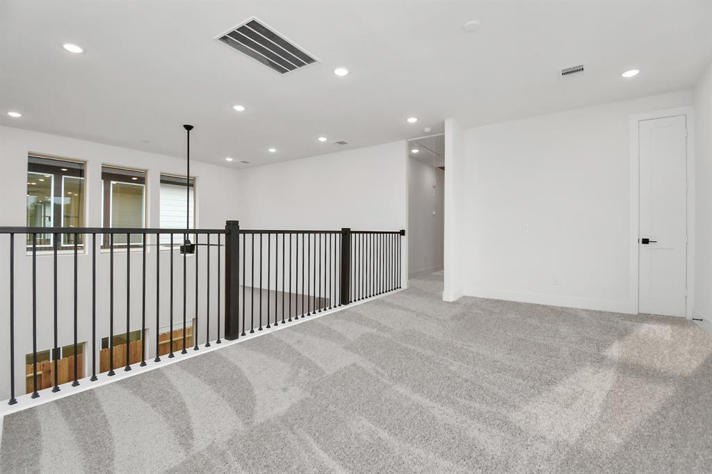 4312 Avron Drive, Stafford, Texas image 35