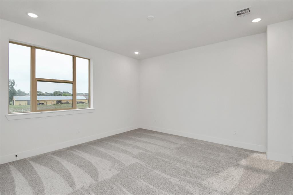 4312 Avron Drive, Stafford, Texas image 30