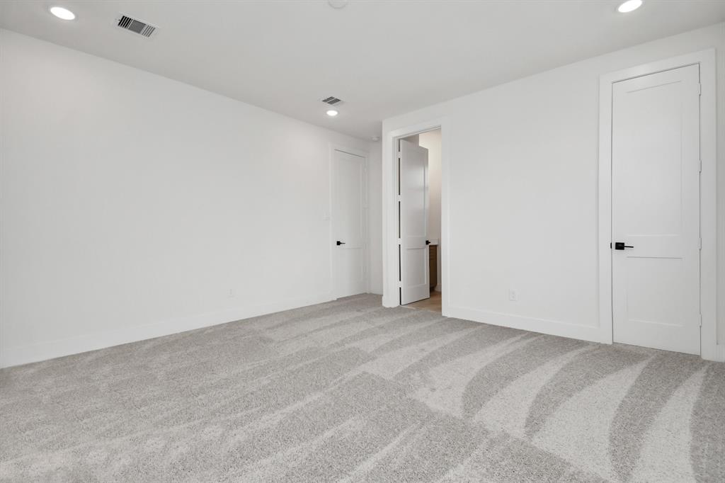 4312 Avron Drive, Stafford, Texas image 31